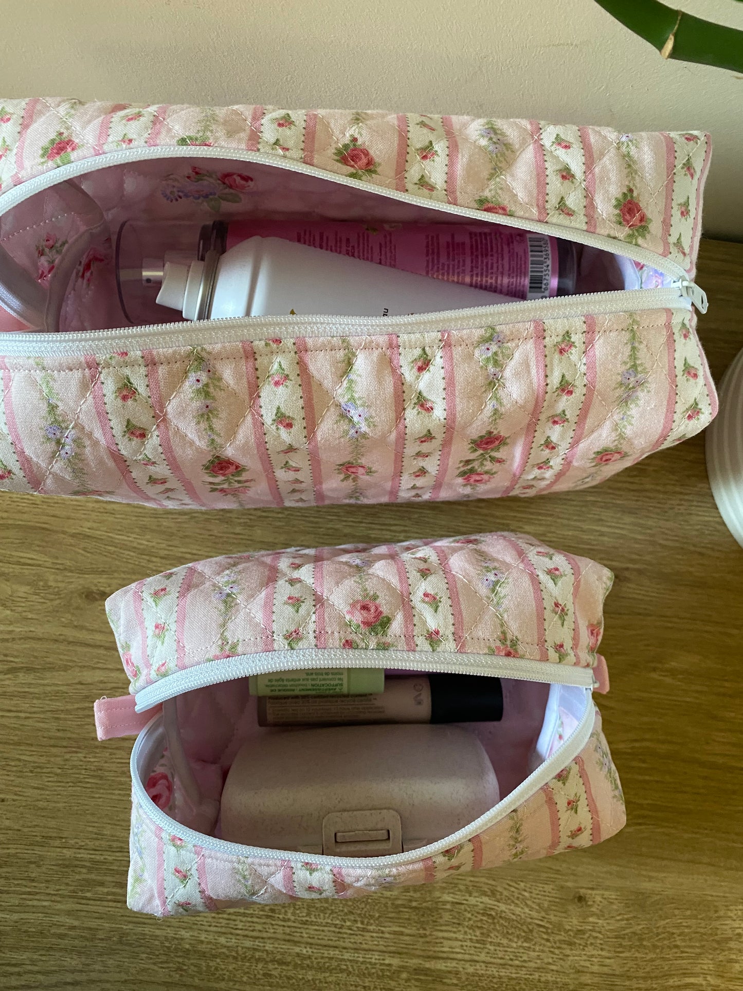Quilted Vintage Floral Toiletry Bag