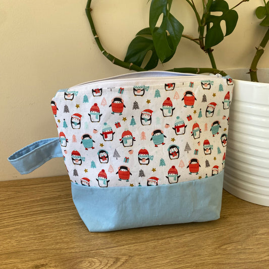 Penguins Maker's Bag