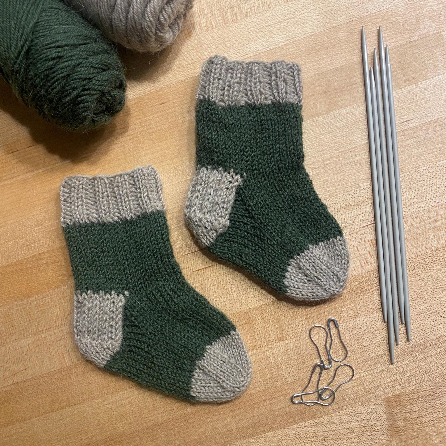 Baby Sock Knitting Pattern – Cuff Down | Newborn to 3 Years