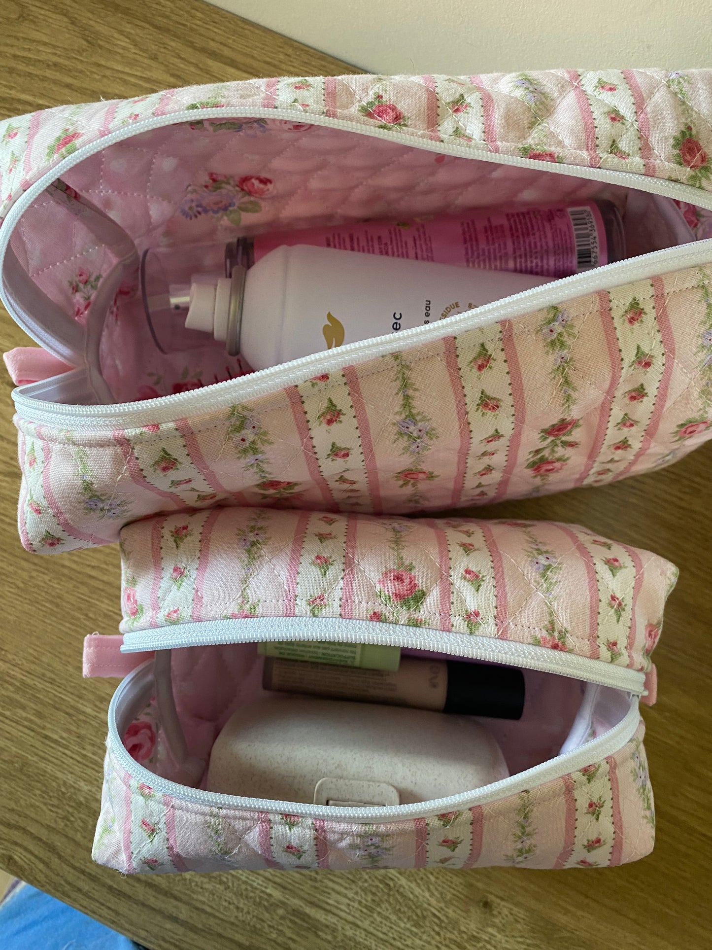 Quilted Vintage Floral Toiletry Bag