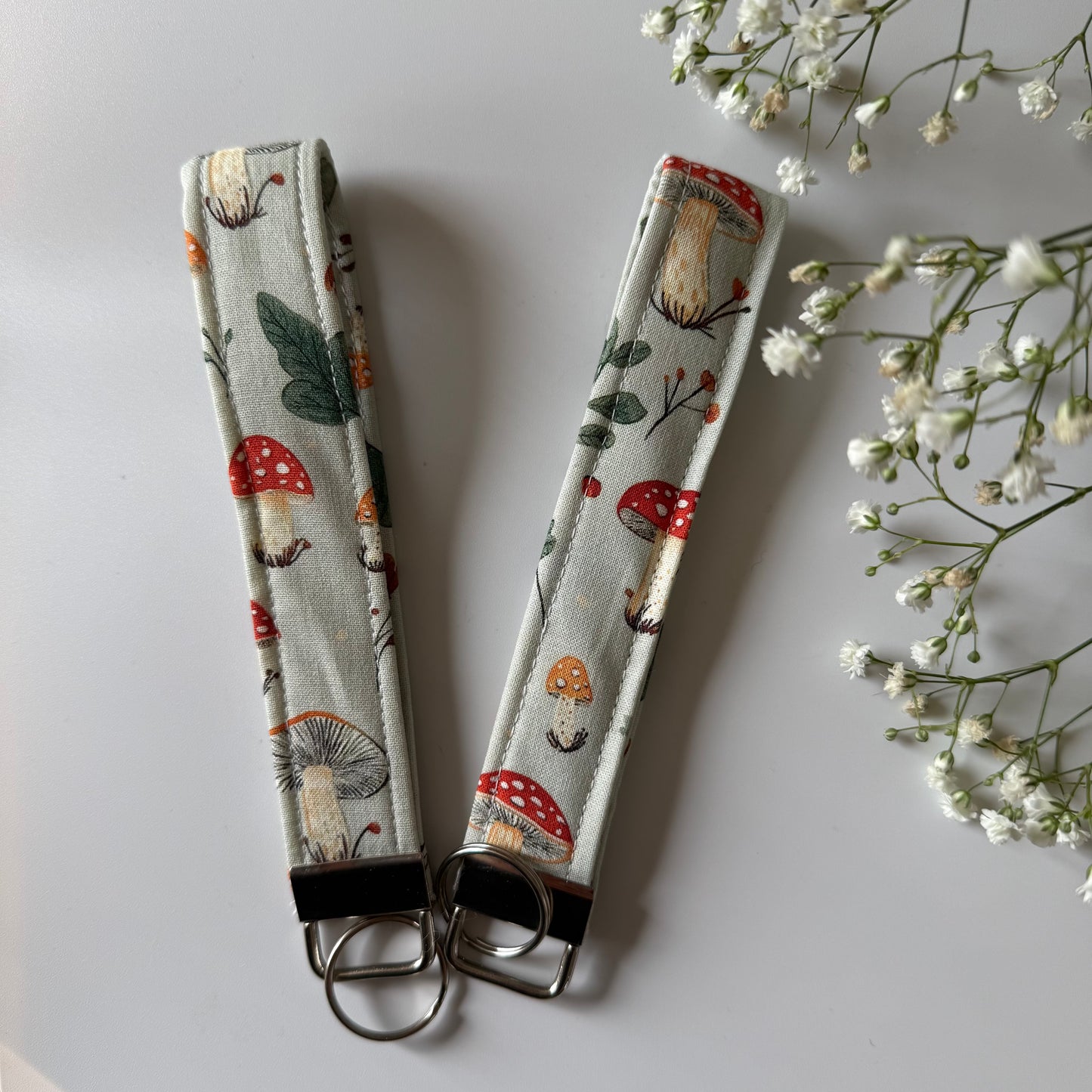 Leafy Mushroom Wristlet